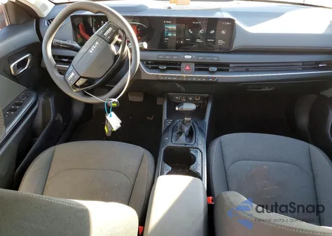 2025 Kia K4 Lx z USA, uszkodzony, nr VIN 3KPFT4DE5SE193240